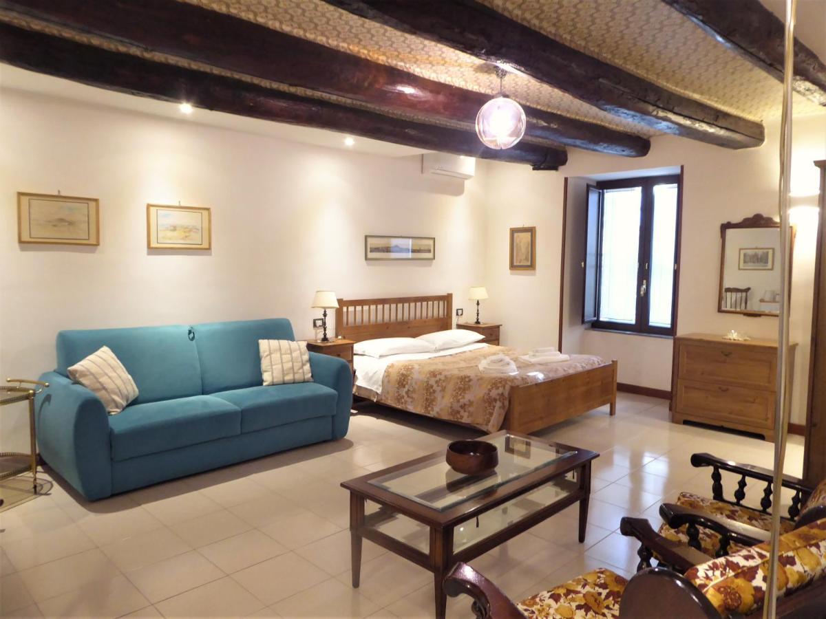 Отель Casa Cesira Неаполь Экстерьер фото